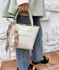 Oriental traffic スカーフ付きハンドバッグ