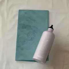 SUKAL ヨガラグと新品SIGGボトル　セット