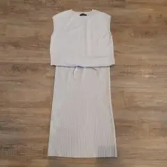 JUSGLITTY ライトグレー ノースリーブ ワンピース