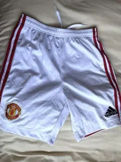 adidas マンチェスター・ユナイテッド ショートパンツ