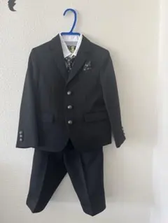 フォーマルスーツ 120cm セット
(ミチコロンドンコシノ)