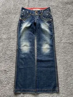 Item thumbnail for item 28a85471-1d3f-4f40-a72e-5faed4a06939