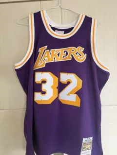 新品タグ付き】NBAレイカーズ #32マジック・ジョンソン ユニフォーム L