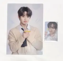 Stray kids スキズ GIANT リノ ファミマ クリアファイル セット