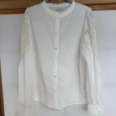 美品　レース　長袖　フリル　シャツ　 ホワイト ブラウス
