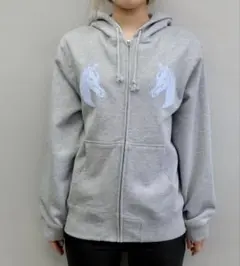 LABYRINS Labyrins ユニコーン刺繍 グレー パーカー Sサイズ 2025年最新】Labyrins パーカーの人気アイテム - メルカリ