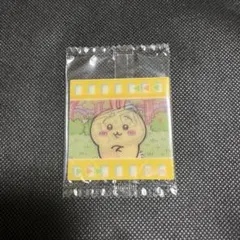 ちいかわ　グミ　うごくシール　うさぎ