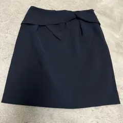 ストロベリーフィールズ　タイトスカート　オフィスのサムネイル