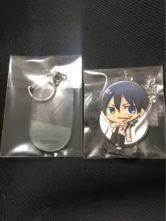 貴重　チェンソーマン アクリルスタンドキーホルダーアキ　2点セット