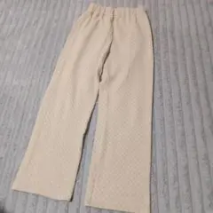 アースミュージック＆エコロジー　パンツ　オフホワイト