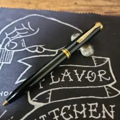 Item thumbnail for item 921780bc-0572-4fe2-825f-8aa52f7d7b1a