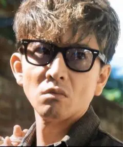 RAYBANサングラス　レイバンサングラス　風　ブルーサングラス