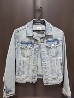 ZARA ライトブルー デニムジャケット