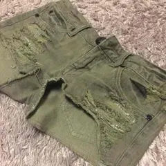 セシルマクビー ショートパンツ