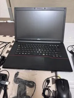 fujitsu ノートパソコン