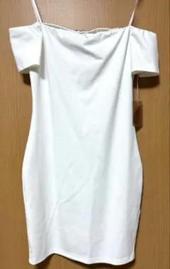 FOREVER21 アイボリー オフショルワンピース M