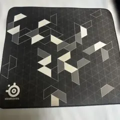 超激レア！？いや流石にこれはやべぇだろ、、、SteelSeries マウスパッド