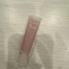 RMK リップエッセンス N ストロベリーのサムネイル