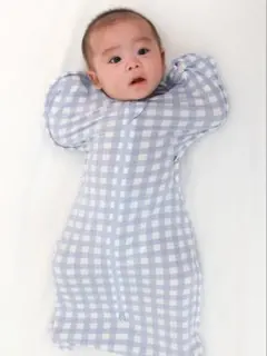 ※値下げ中※【新品未使用】スワドル　Konnyコニー