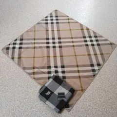 バーバリー　BURBERRY　ハンカチ　二枚セット
