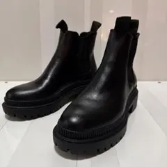 Item thumbnail for item 37ca370a-9b9c-49a7-a58c-7fcc00522673