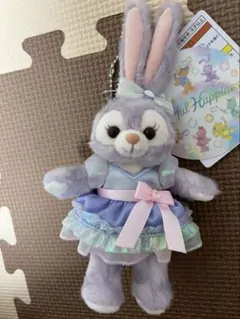 新品　ステラルー　２０周年　ぬいぐるみバッジ　カラフルハピネス　ダッフィー