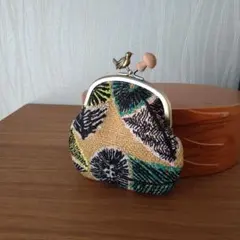 Item thumbnail for item 7f753e47-640e-4e06-80d9-8241a1f9a3cd