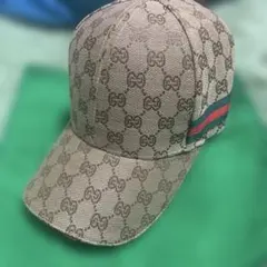 新品！お洒落な模様の総柄　赤緑ストライプのベースボールキャップ