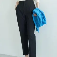 【新品タグ付】アメリカンホリック 美・美・Cool テーパードパンツ 黒 Mのサムネイル