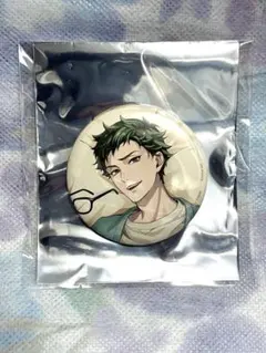 ツイステ くつろぎ 缶バッジ トレイ・クローバー - メルカリ