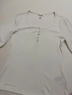 H&M トップス ホワイト リブ ヘンリーネック ボタンのサムネイル