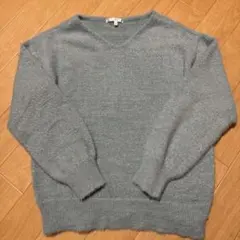 イッツデモ　ニット　シャギーラメニット　Vネック　長袖　ブルー　ふわふわ　秋冬