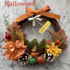 ハロウィンリース　ハンドメイドリース　木の実とハロウィンくまさん