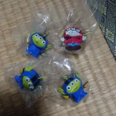 くら様専用　PIXAR　コスチュームエイリアン　プラプラマスコット２