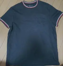 トミーヒルフィガー　 T シャツ　Ｍサイズ
