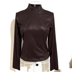 ブラウン クロコダイル柄 ハイネック長袖