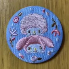 サンリオキャラクターズ 刺繍缶バッジビスケット