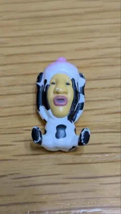 こびとづかん おすわりマスコット シボリオチチのカプセルフィギュア