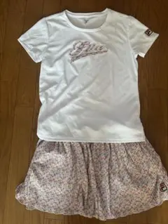 FILA ホワイトTシャツとマルチカラースカートセット M