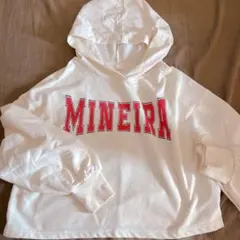 期間限定　earth MINEIRA ホワイト パーカー M