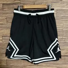 ジョーダン　ハーフパンツ　サイズM バスパン　ダイヤモンドショーツ　　ブラックのサムネイル