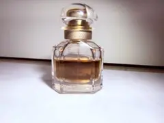 Y*に様 #8813 GUERLAIN モンゲラン オーデパルファム 50ml - メルカリ