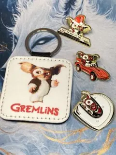 グレムリン キーホルダーとピンバッジセット　ギズモ　gremlins