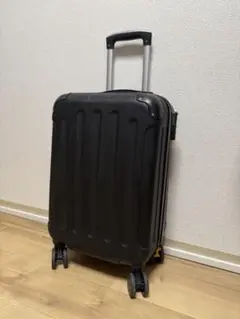ブラックキャリーケース 4輪 伸縮式
