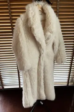 H&M フラッフィマキシコート XS フェイクファー ほぼ未使用