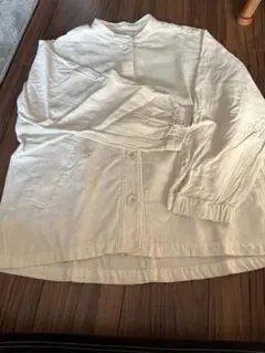 ホワイト 長袖シャツ Mサイズ