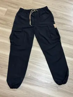 ブラック ワークパンツ