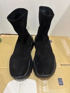 yellow SINGLE SNEAKER SHORT BOOTSのサムネイル