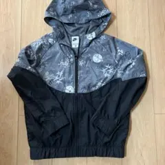 Nike グレー ブラック ウィンドブレーカー　ジャンパー