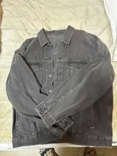 GU グレー デニムジャケット
